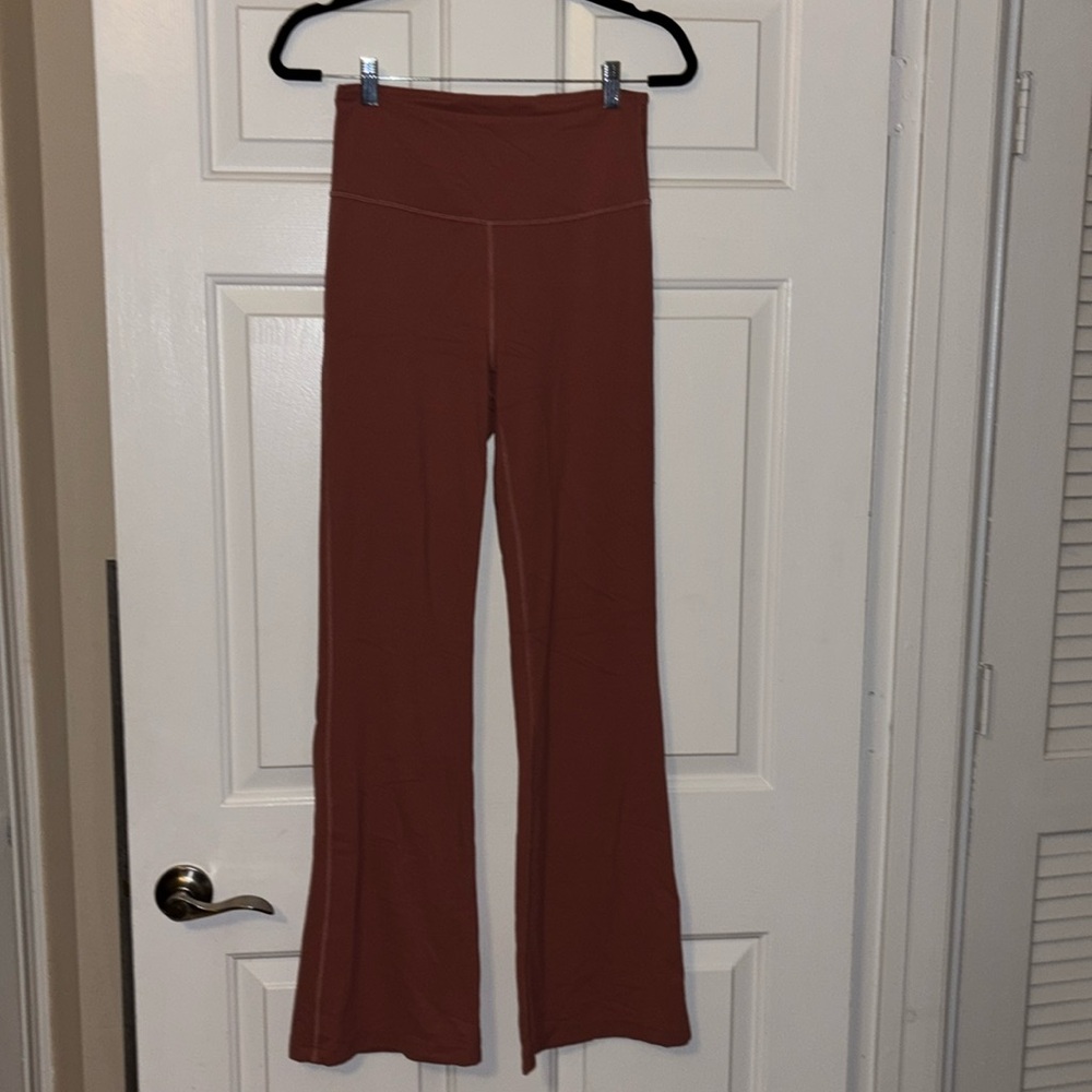 Lululemon Groove Super-High-Rise Flared Pant Nulu